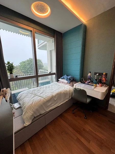 COASTLINE RESIDENCES 6