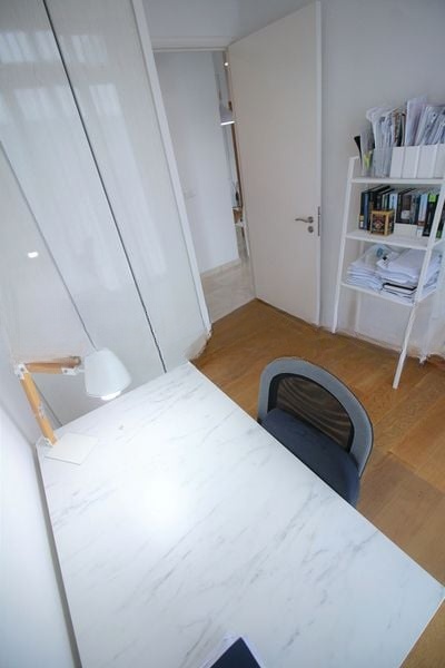 KINGSFORD . HILLVIEW PEAK 12