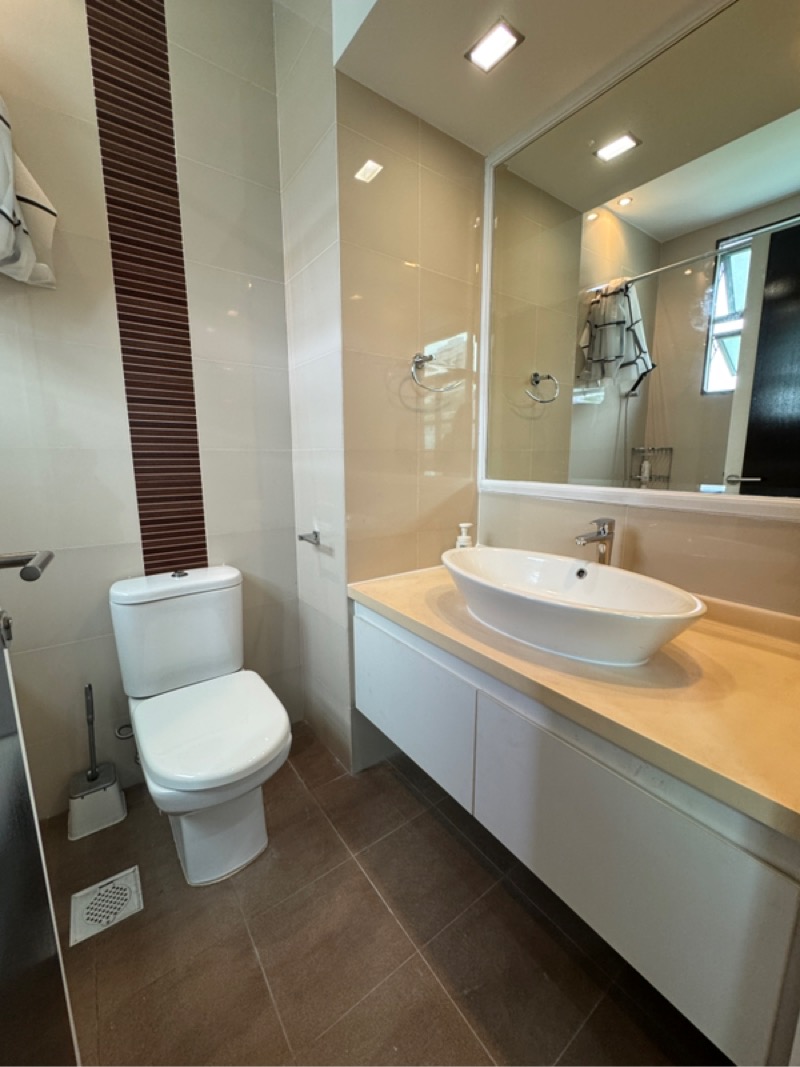 1 KING ALBERT PARK 28