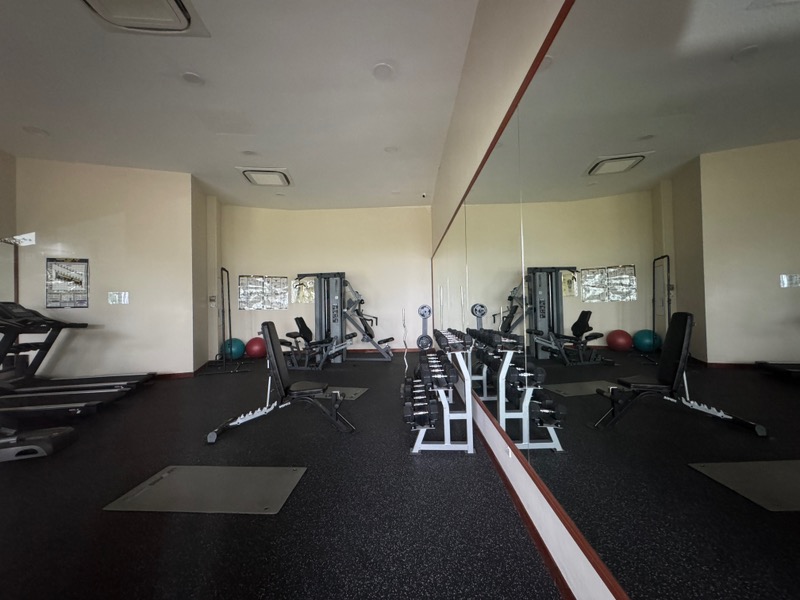 1 KING ALBERT PARK 40