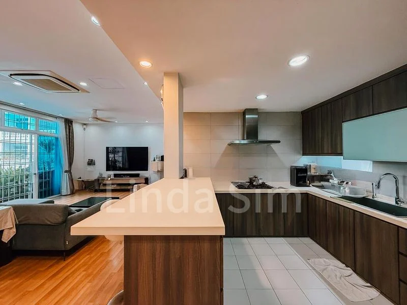 PINEHURST CONDOMINIUM 12