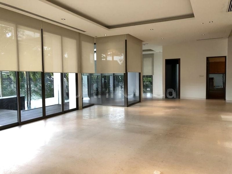 THE REEF AT KING'S DOCK 8