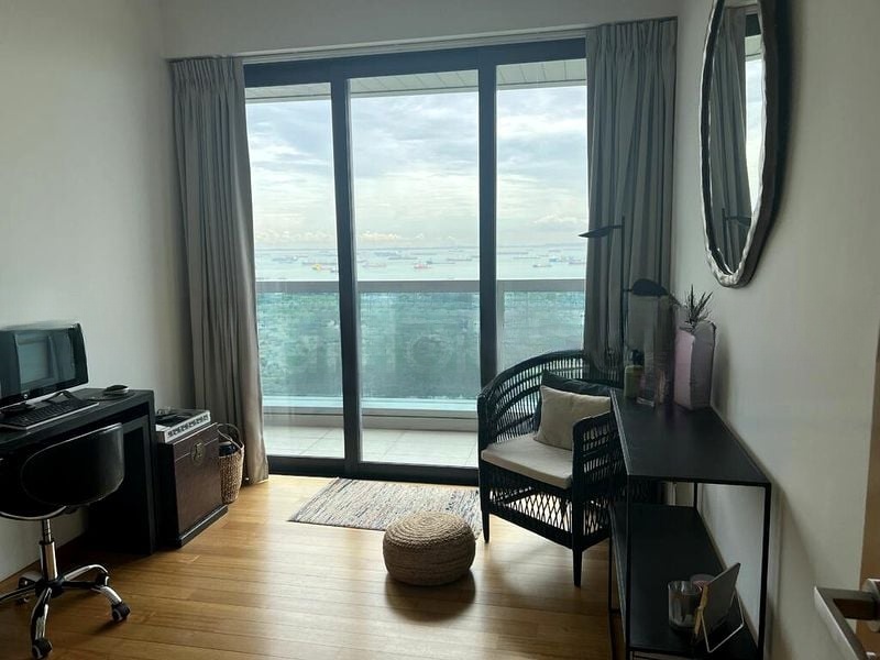 MARINA BAY RESIDENCES 12