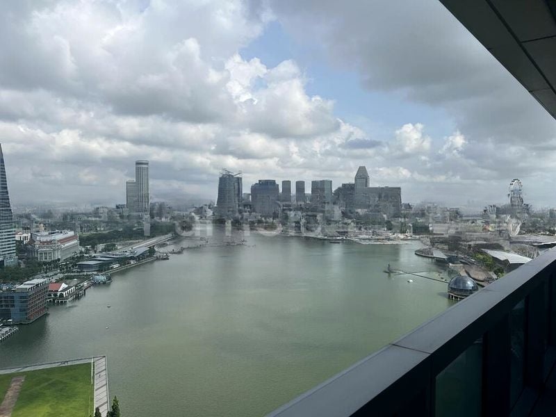 MARINA BAY RESIDENCES 9