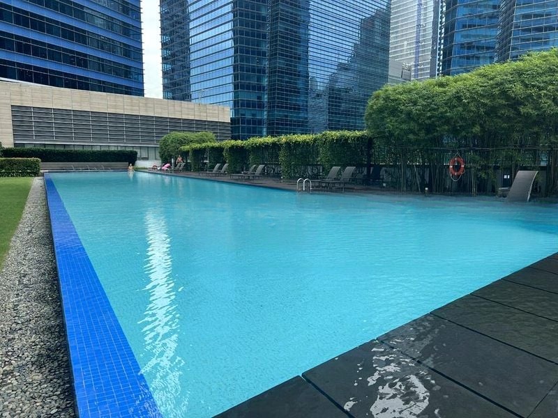 MARINA BAY RESIDENCES 15