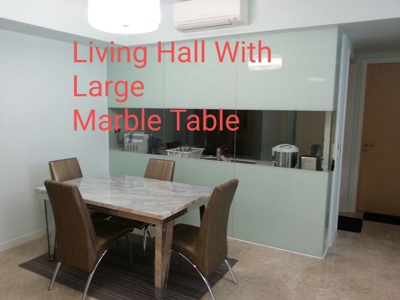 THE LAKEFRONT RESIDENCES 30