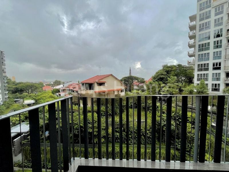 GRANDEUR PARK RESIDENCES 4