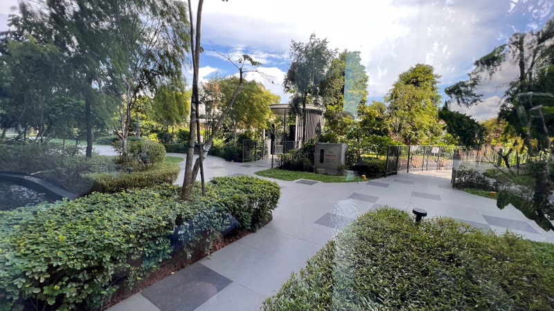 THE GARDEN RESIDENCES 30