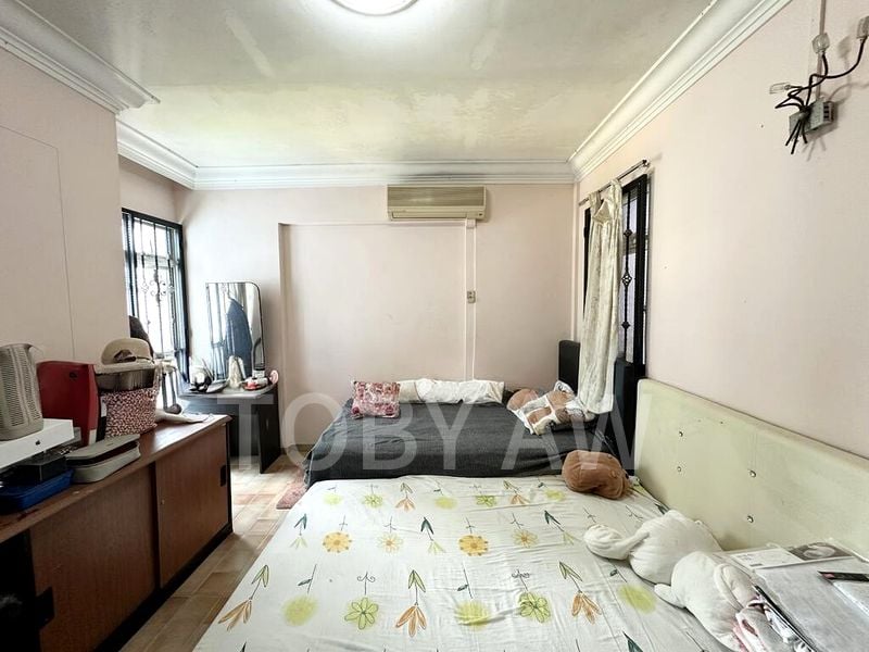 BT BATOK WEST AVE 5 4