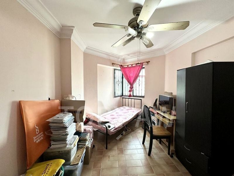 BT BATOK WEST AVE 5 6