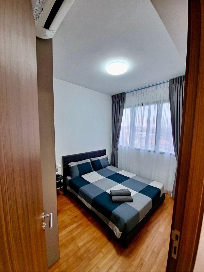 STIRLING RESIDENCES 4