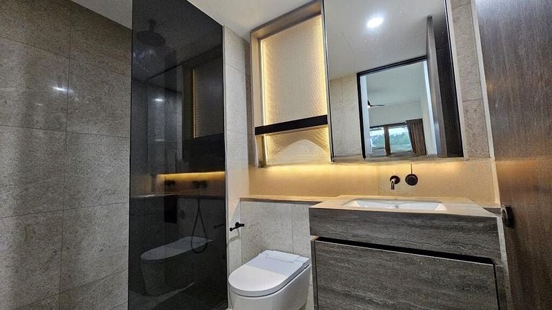 THE REEF AT KING'S DOCK 5