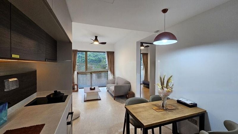 THE REEF AT KING'S DOCK 10