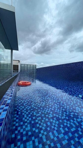 ROYCE RESIDENCES 3
