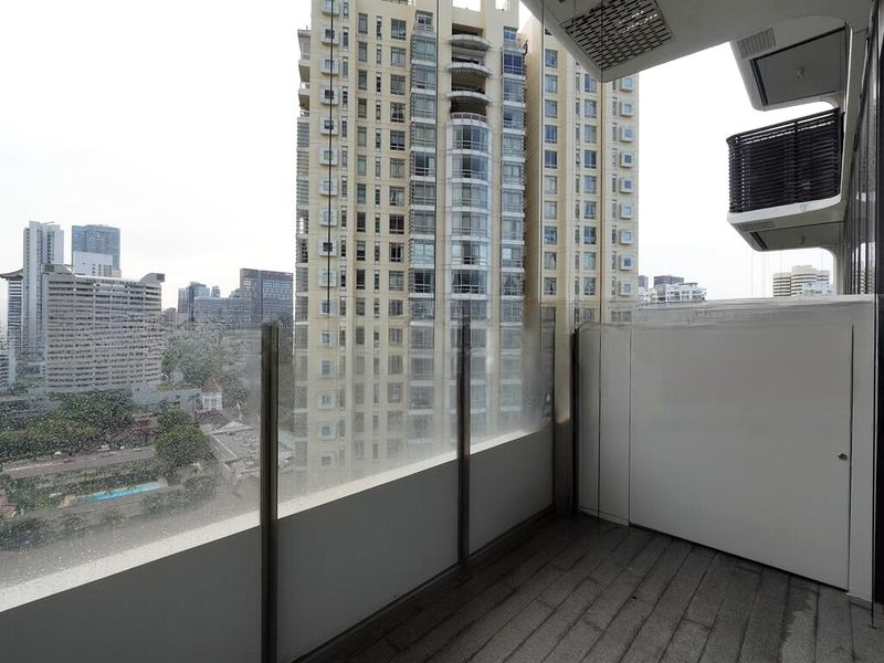 THE SCOTTS TOWER 9