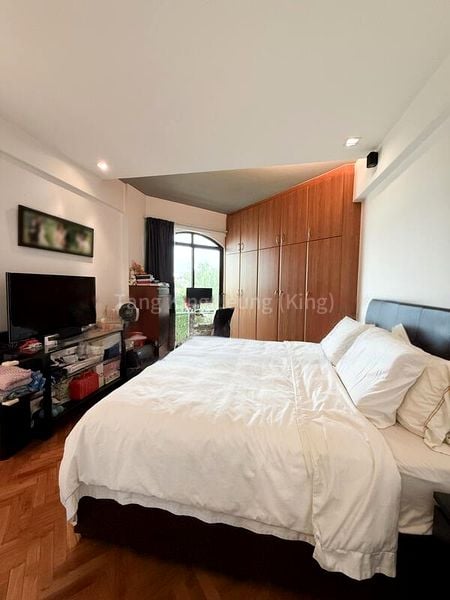 FAIRMOUNT CONDOMINIUM 5