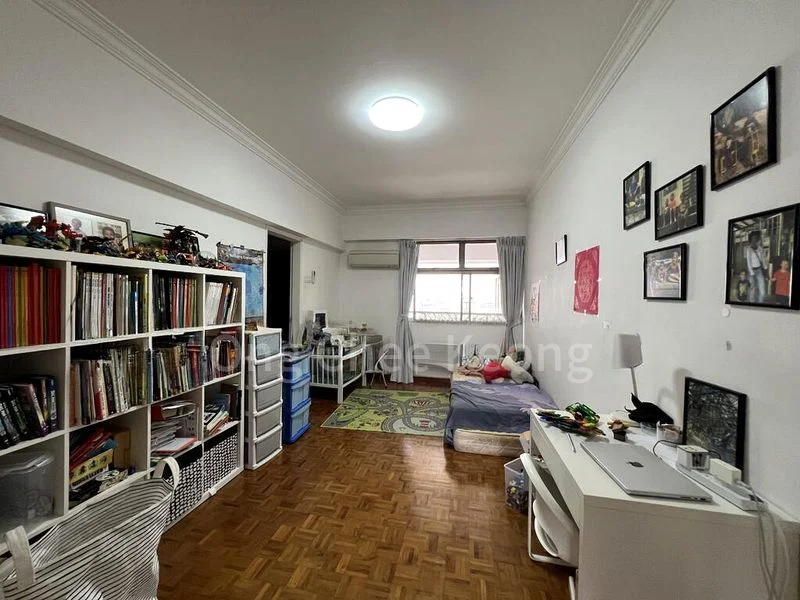 KENSINGTON PARK CONDOMINIUM 6