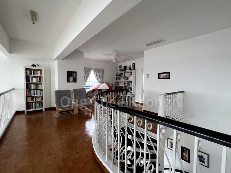 KENSINGTON PARK CONDOMINIUM 7