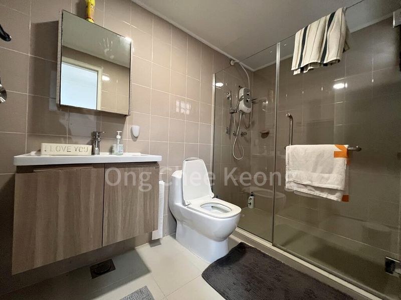 KENSINGTON PARK CONDOMINIUM 8