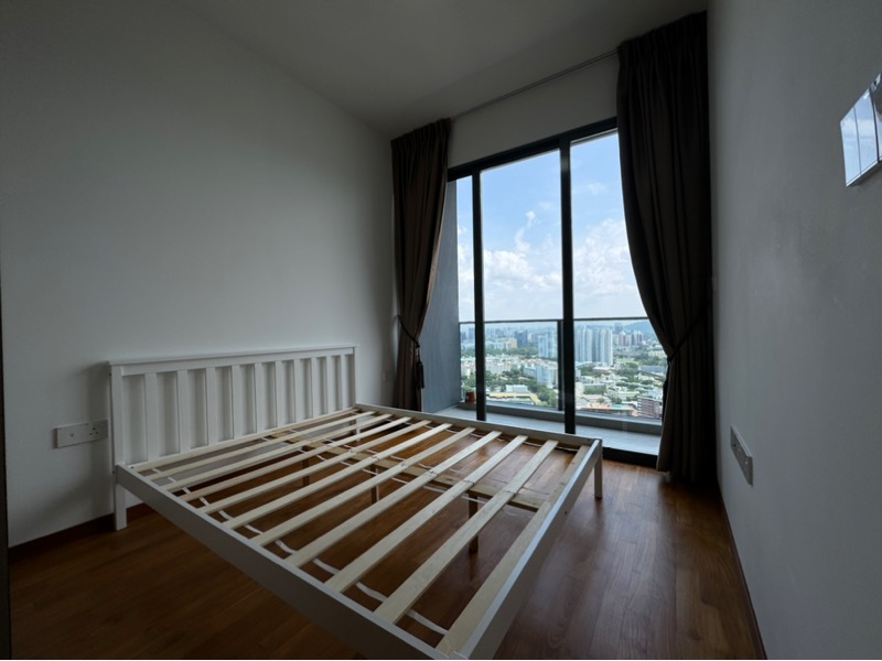 STIRLING RESIDENCES 13