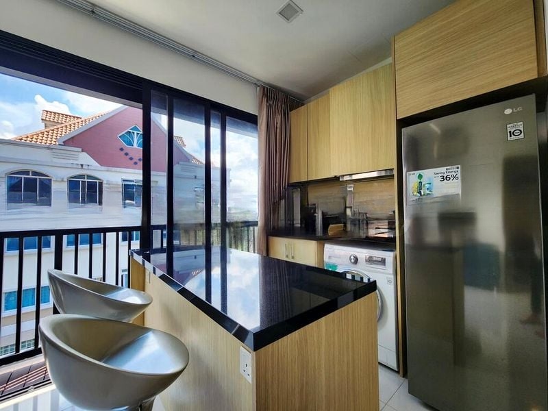 JING SUITES 4