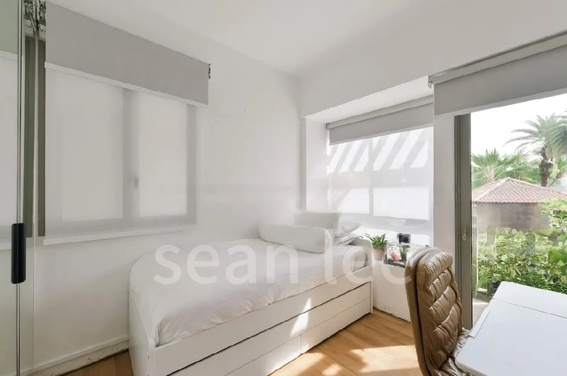 THE BERTH BY THE COVE 5