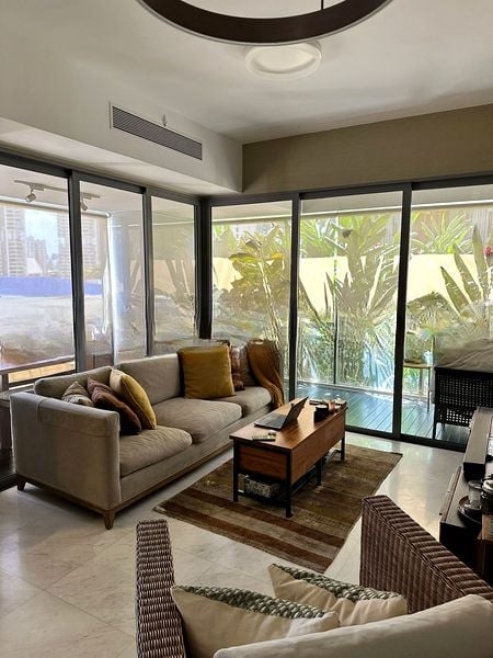 STARLIGHT SUITES 8