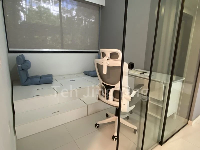 THE MILTONIA RESIDENCES 8