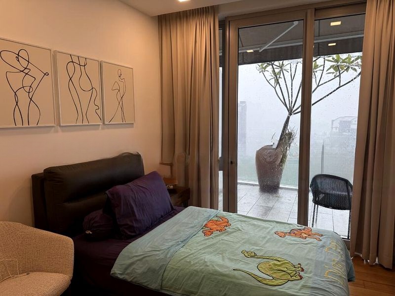 THE COAST AT SENTOSA COVE 9