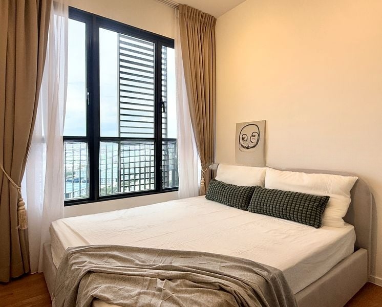 AVENUE SOUTH RESIDENCE 11