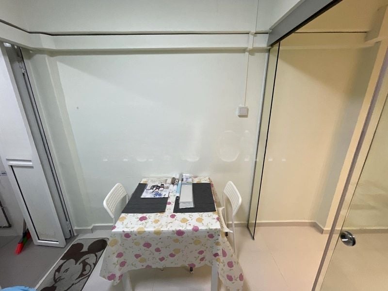 ANG MO KIO AVE 10 10