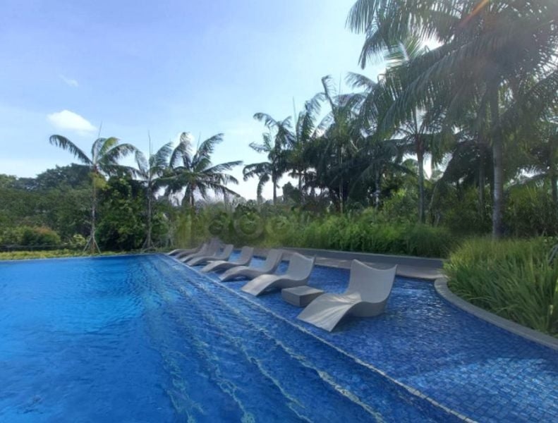 SEASIDE RESIDENCES 6