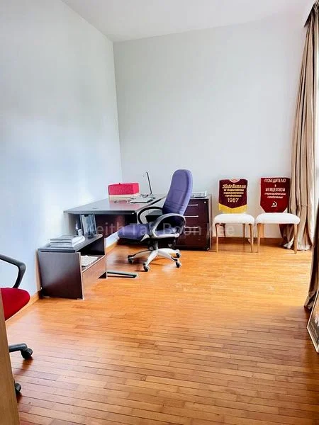 VARSITY PARK CONDOMINIUM 8