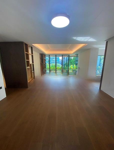 15 HOLLAND HILL 9