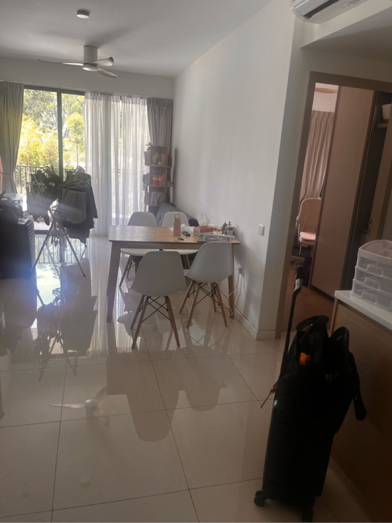 TREASURE AT TAMPINES 8