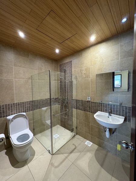 SERANGOON GARDEN ESTATE 7