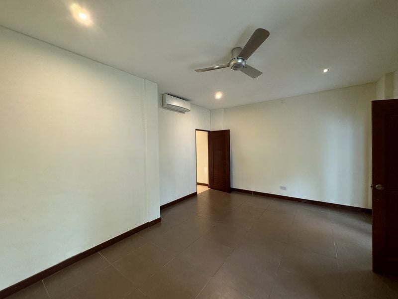 SERANGOON GARDEN ESTATE 4