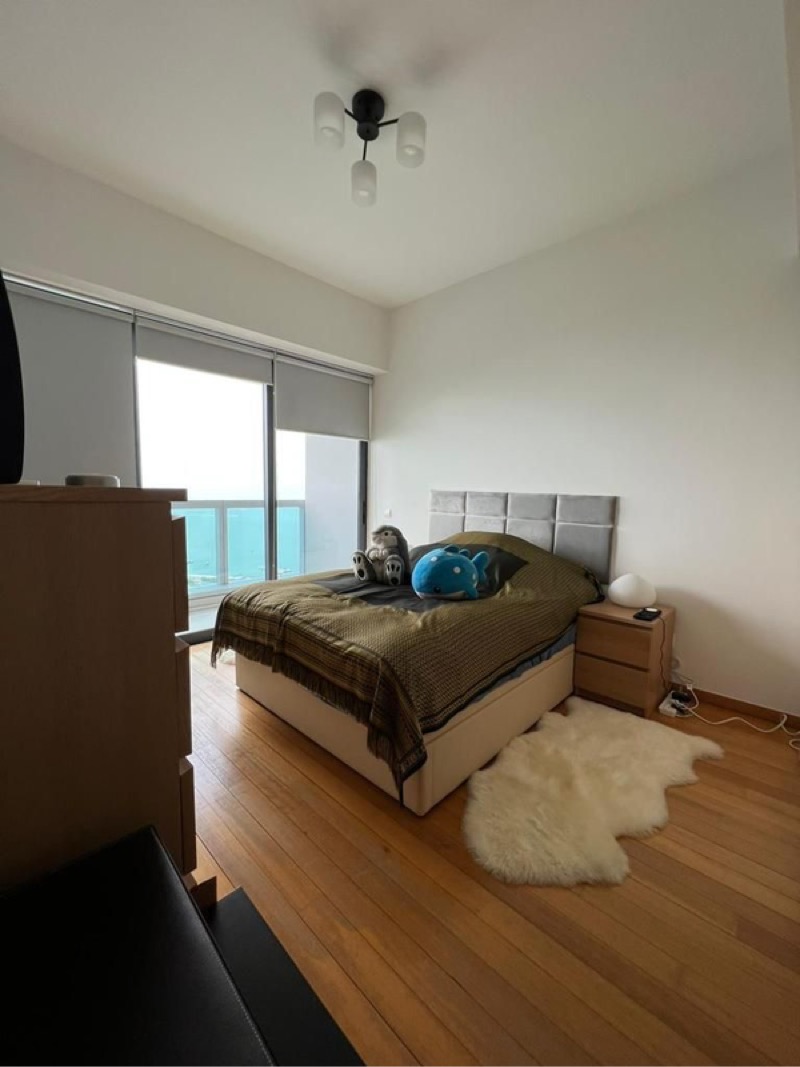 MARINA BAY RESIDENCES 11