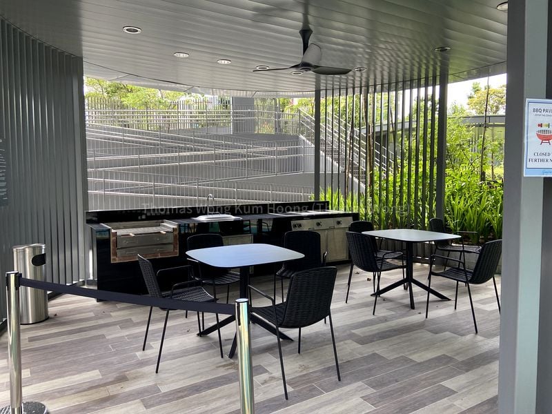 THE GARDEN RESIDENCES 12