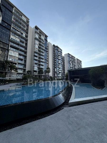 THE POIZ RESIDENCES 13