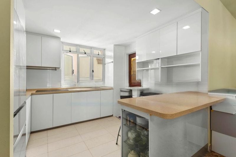ESTELLA GARDENS 7