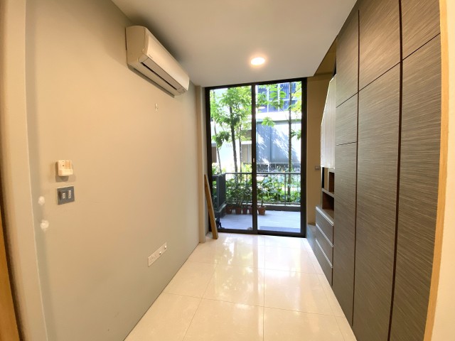 THE CREEK @ BUKIT 10