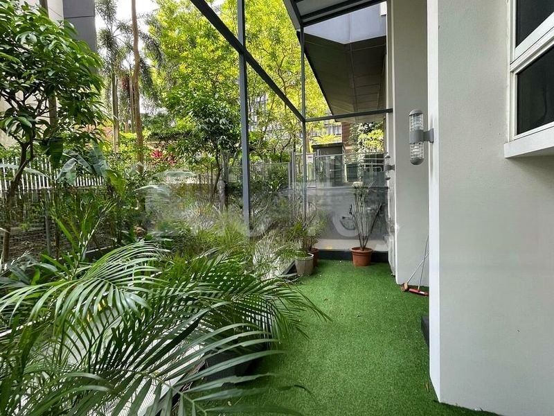 THE PEAK @ CAIRNHILL I 2