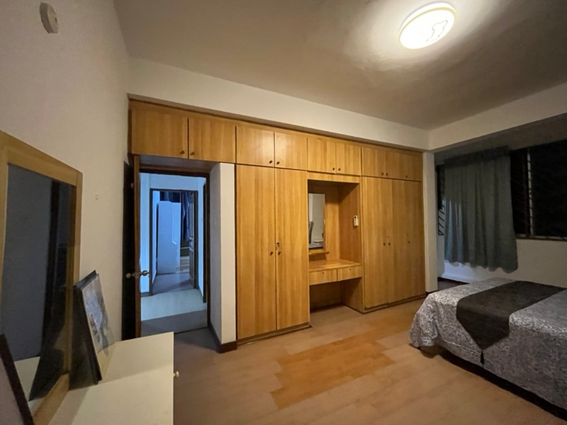 ELIZABETH TOWER 29