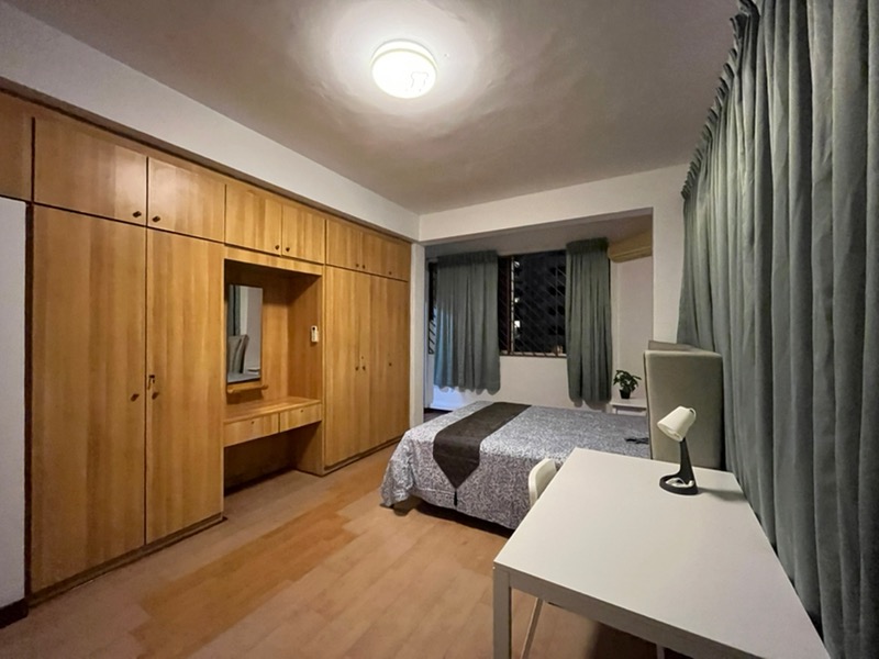 ELIZABETH TOWER 30