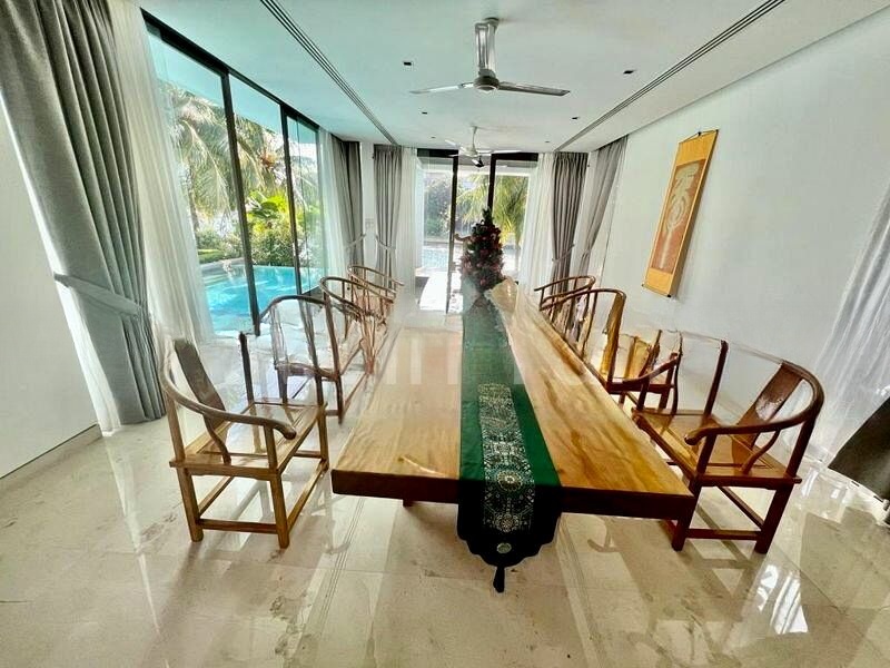 THE OCEANFRONT @ SENTOSA COVE 11