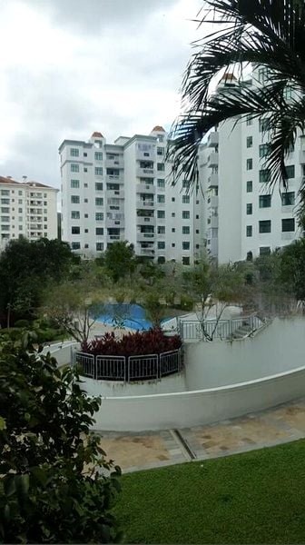 HILLVIEW GREEN 5