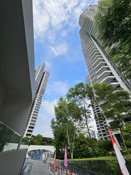 D'LEEDON 10