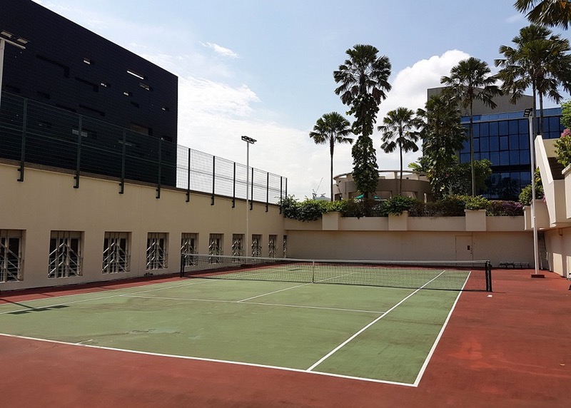 BURLINGTON SQUARE 19