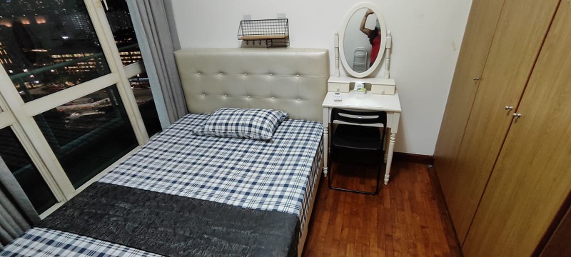 BURLINGTON SQUARE 29